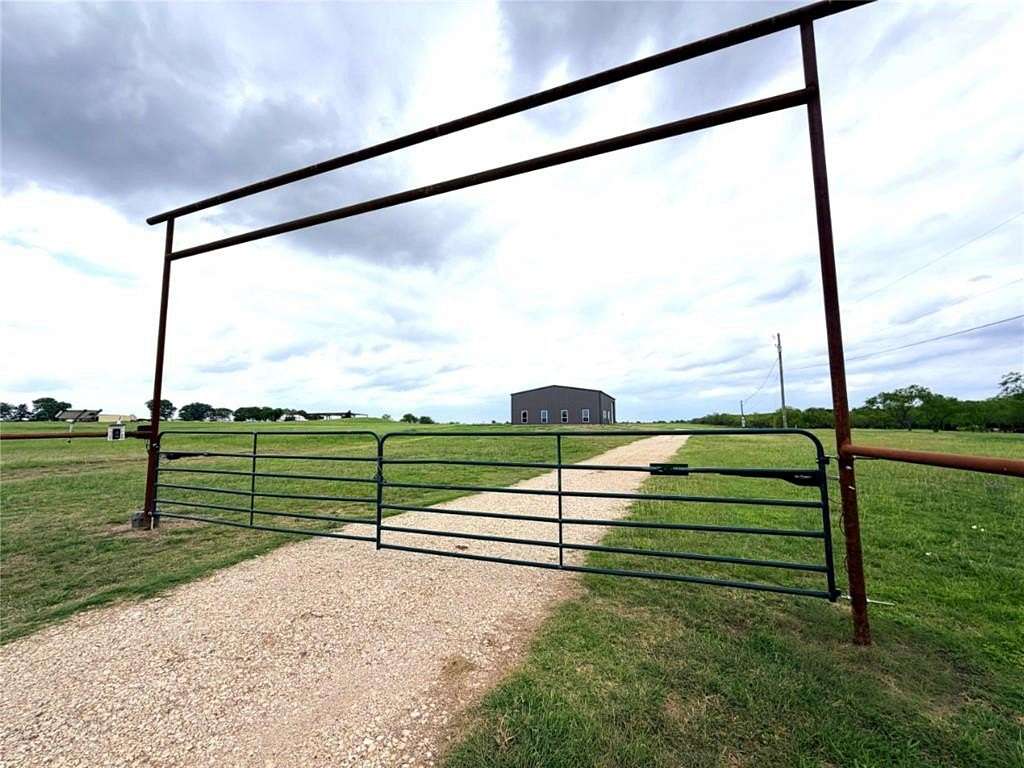 14 Acres of Recreational Land for Sale in Alma, Texas