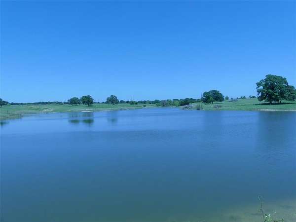 135 Acres of Agricultural Land with Home for Sale in Forestburg, Texas