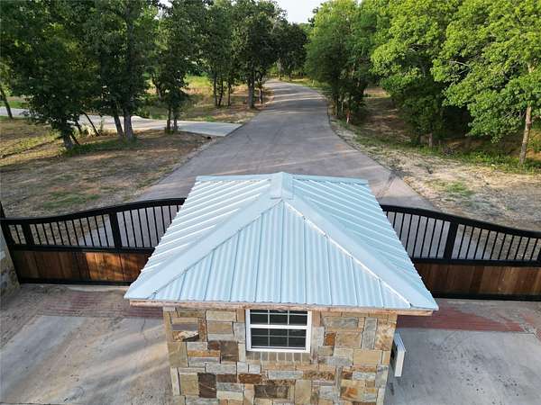 2 Acres of Residential Land for Sale in Weatherford, Texas