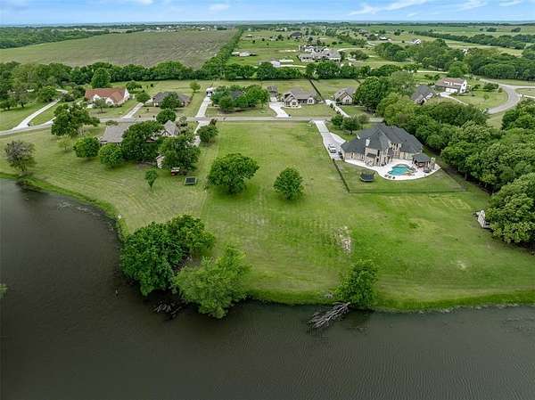 1.34 Acres of Residential Land for Sale in Gunter, Texas