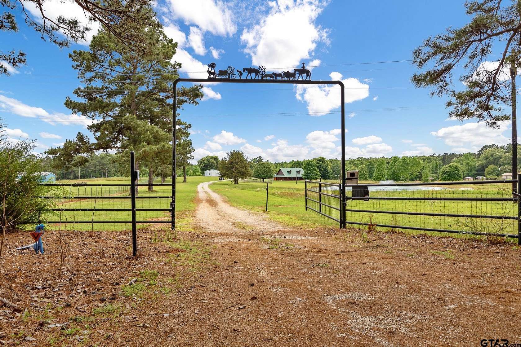 10 Acres of Land with Home for Sale in Troup, Texas