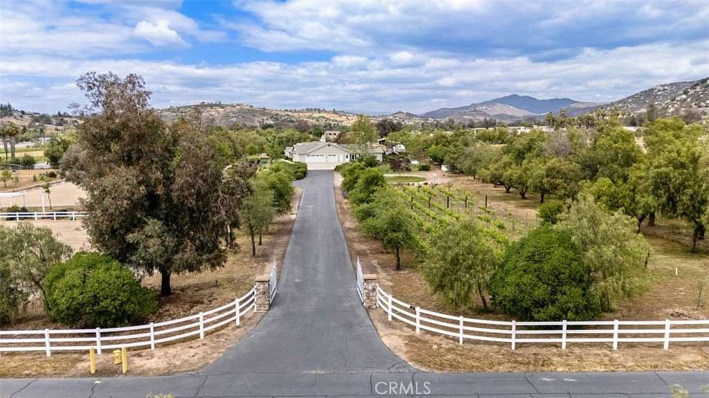 13.8 Acres of Land with Home for Sale in Ramona, California