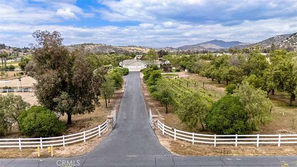 13.8 Acres of Land with Home for Sale in Ramona, California