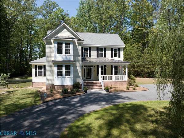 3.83 Acres of Land with Home for Sale in Gloucester, Virginia