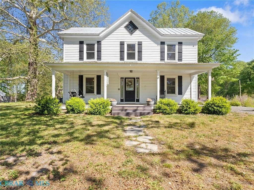 2.89 Acres of Land with Home for Sale in Gloucester, Virginia