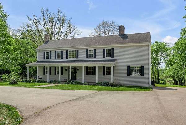 10.7 Acres of Land with Home for Sale in Lexington, Kentucky