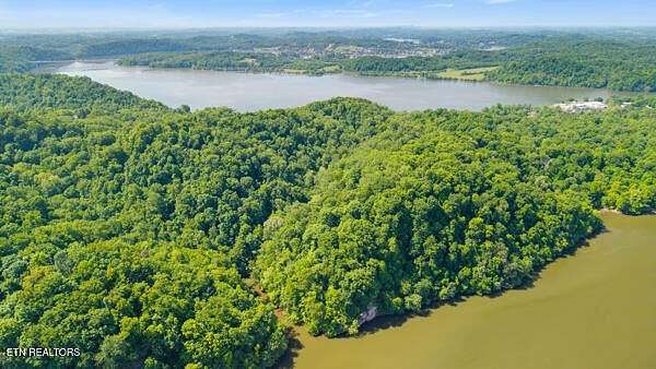 31.8 Acres of Recreational & Residential Land for Sale in Louisville, Tennessee