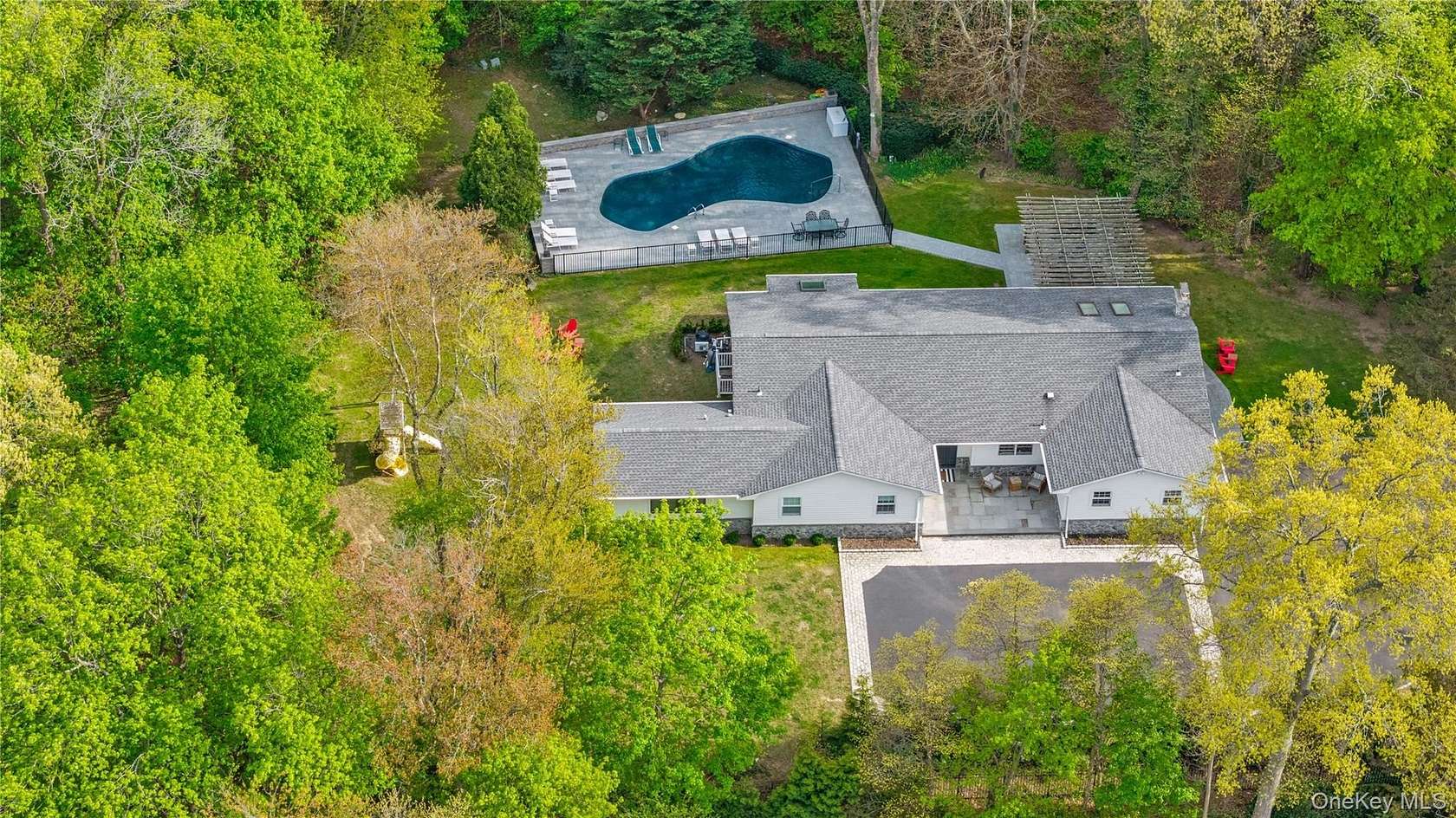 2.1 Acres of Land with Home for Sale in Old Brookville, New York