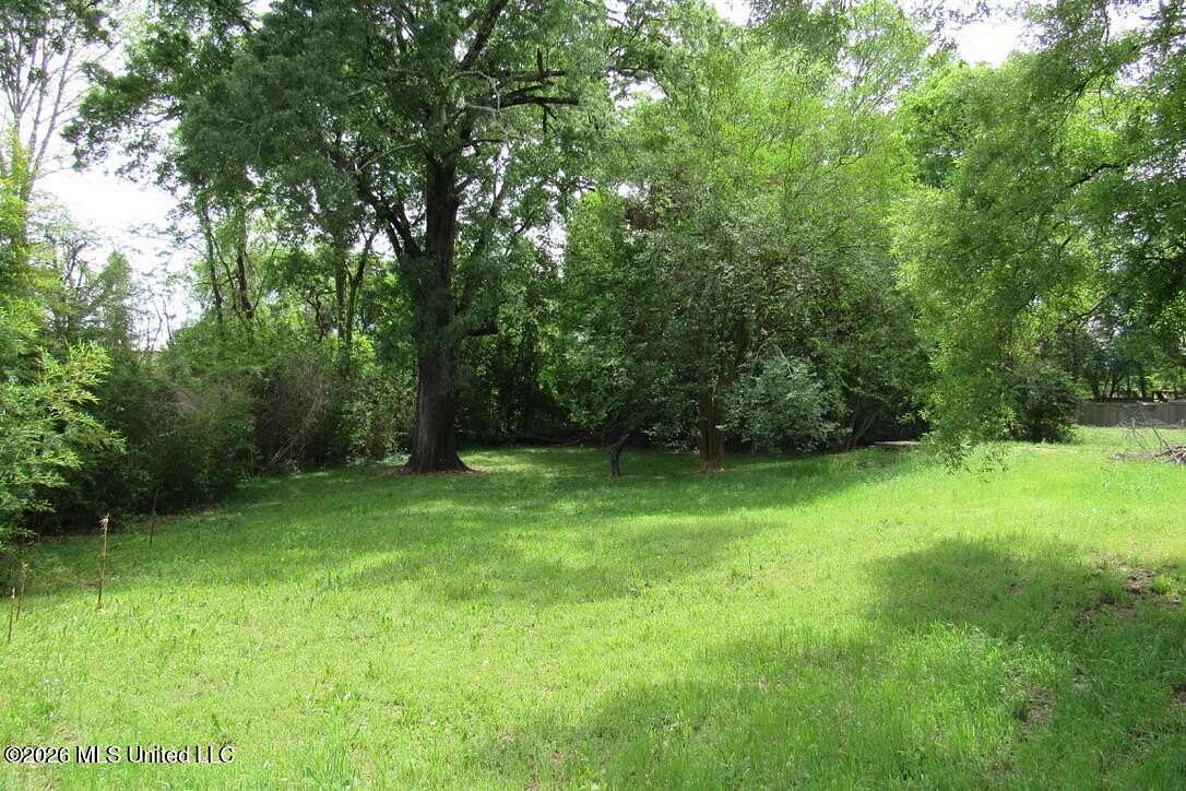0.5 Acres of Residential Land for Sale in Jackson, Mississippi