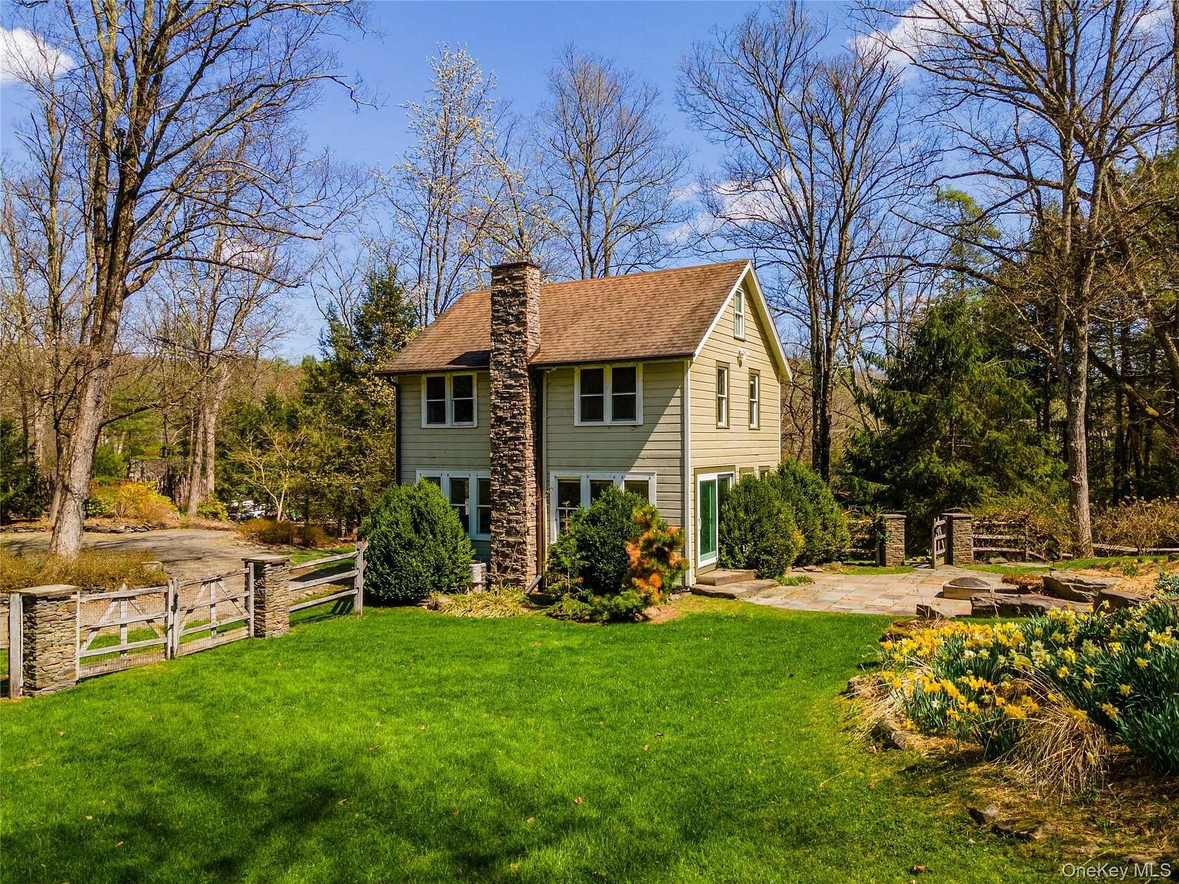 4.1 Acres of Land with Home for Sale in Kingston, New York