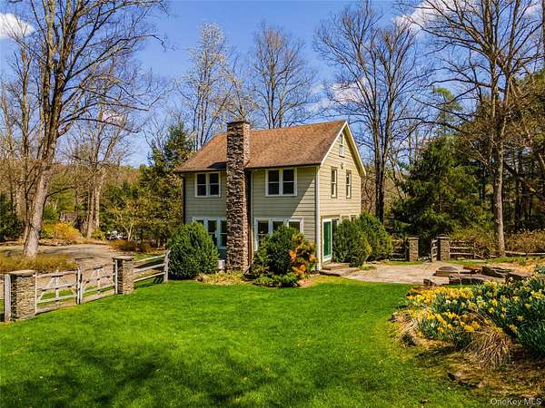 4.1 Acres of Land with Home for Sale in Kingston, New York