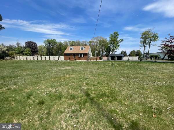 7.32 Acres of Land with Home for Lease in Sicklerville, New Jersey