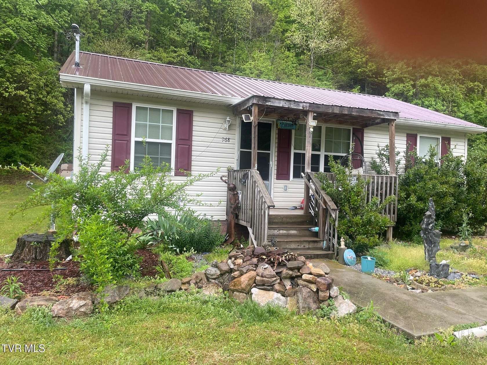 4 Acres of Land with Home for Sale in Jonesborough, Tennessee