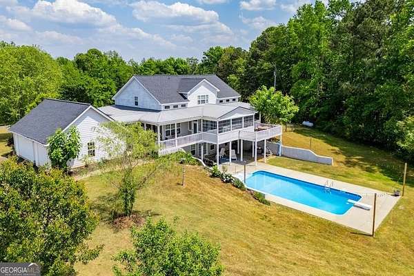 19 Acres of Land with Home for Sale in Carrollton, Georgia