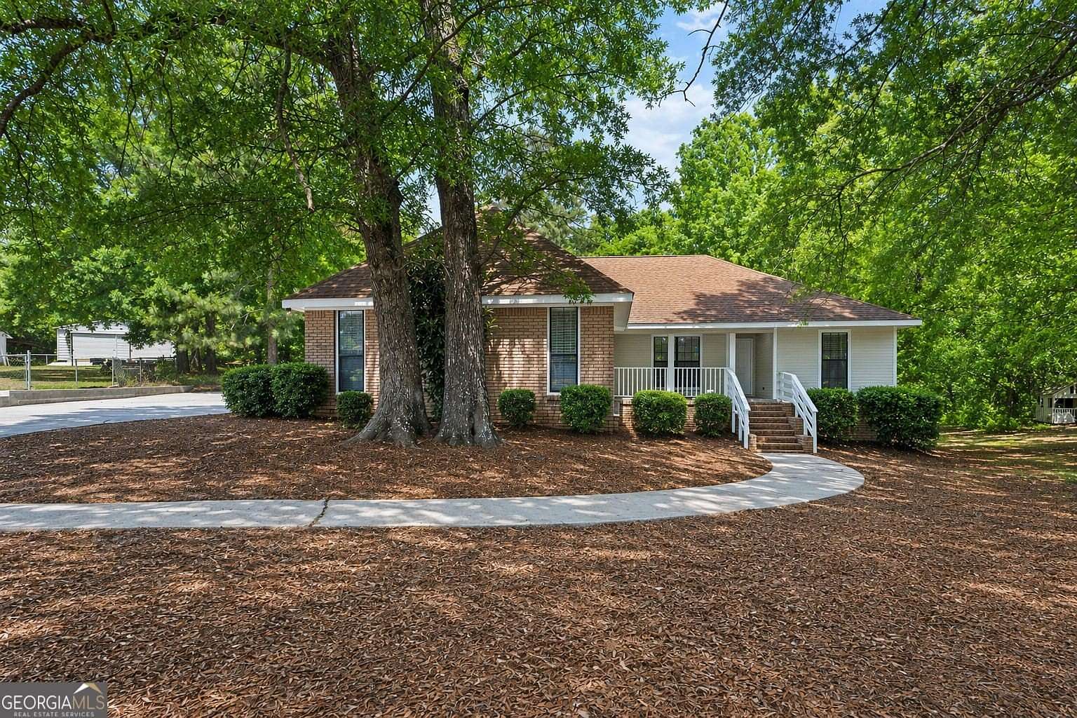 2 Acres of Land with Home for Sale in Warner Robins, Georgia
