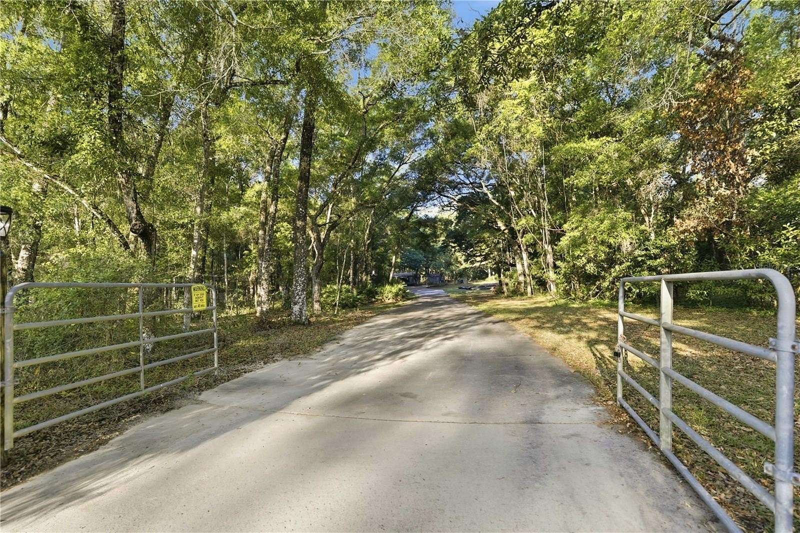 4.56 Acres of Land with Home for Sale in Williston, Florida