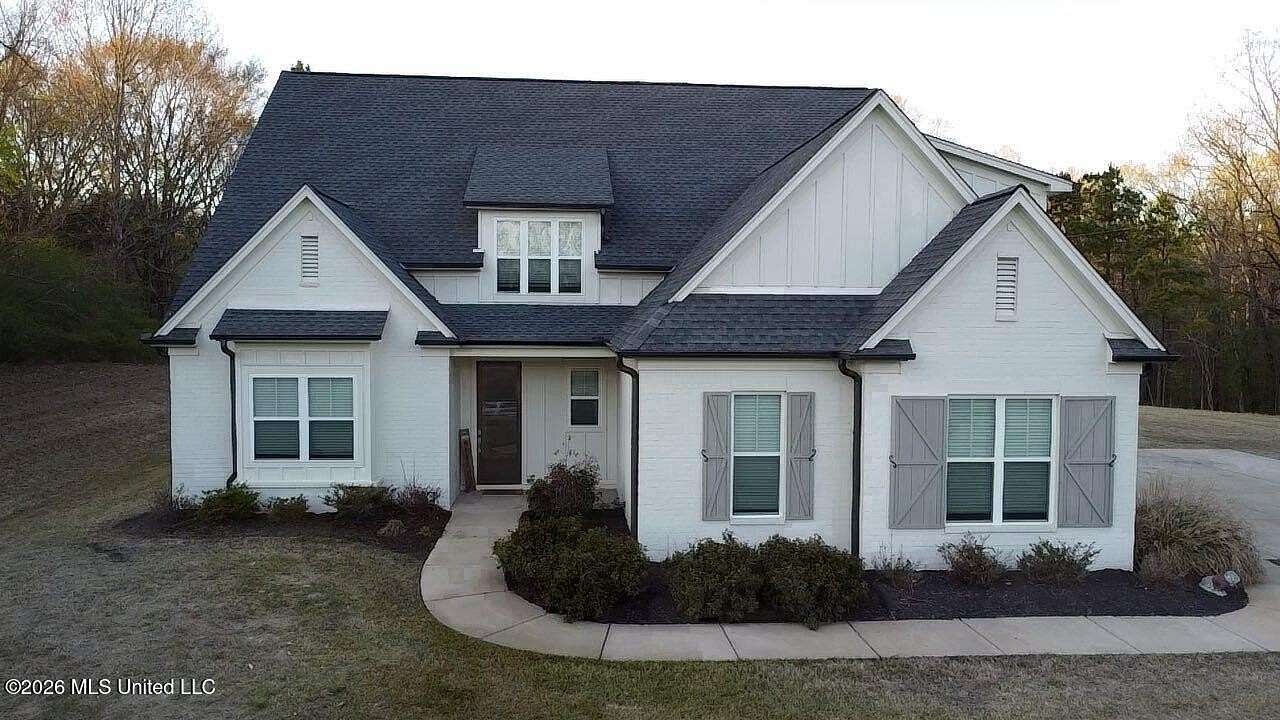 1.6 Acres of Land with Home for Sale in Hernando, Mississippi