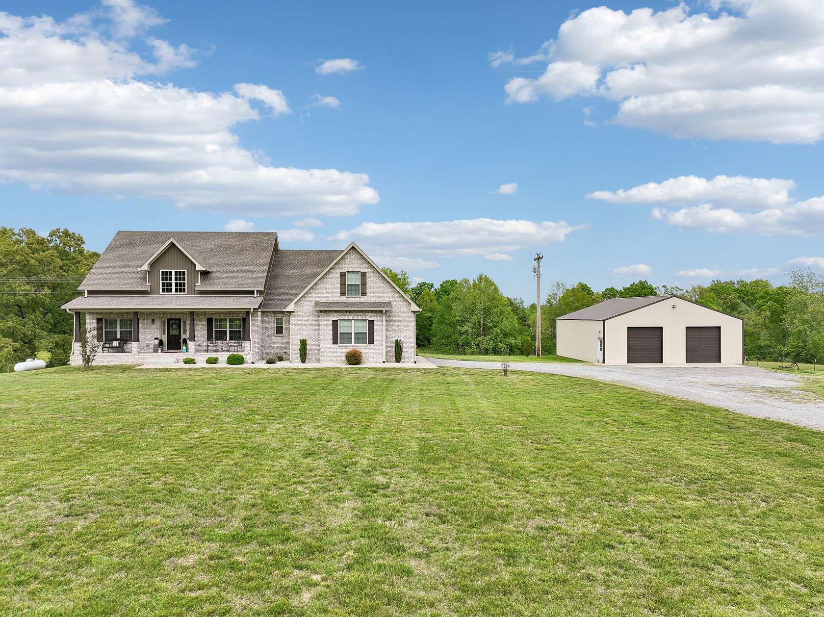 10.5 Acres of Land with Home for Sale in Westmoreland, Tennessee