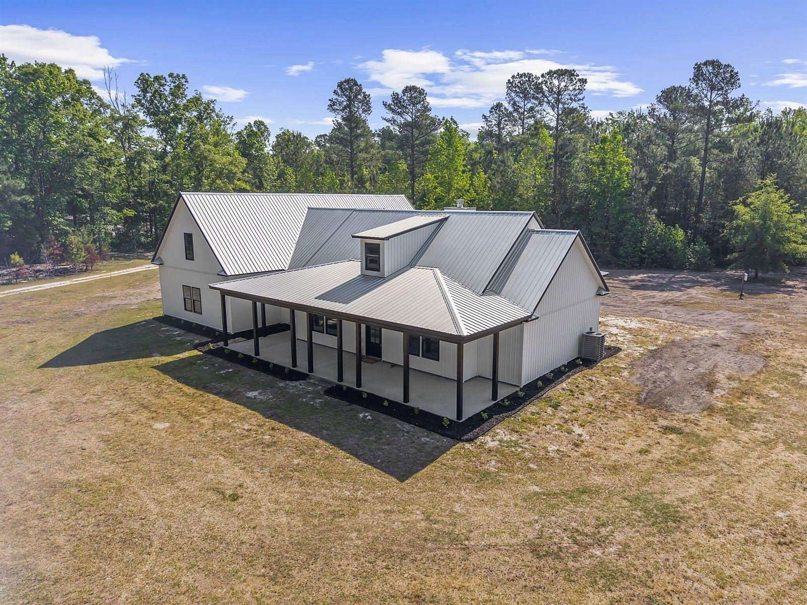 7.55 Acres of Mixed-Use Land for Sale in Holly Hill, South Carolina
