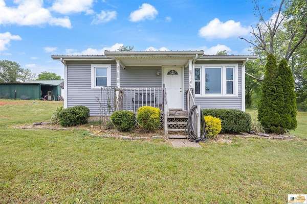 102 Acres of Land with Home for Sale in Hardyville, Kentucky