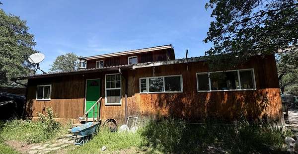 20 Acres of Agricultural Land with Home for Sale in Covelo, California