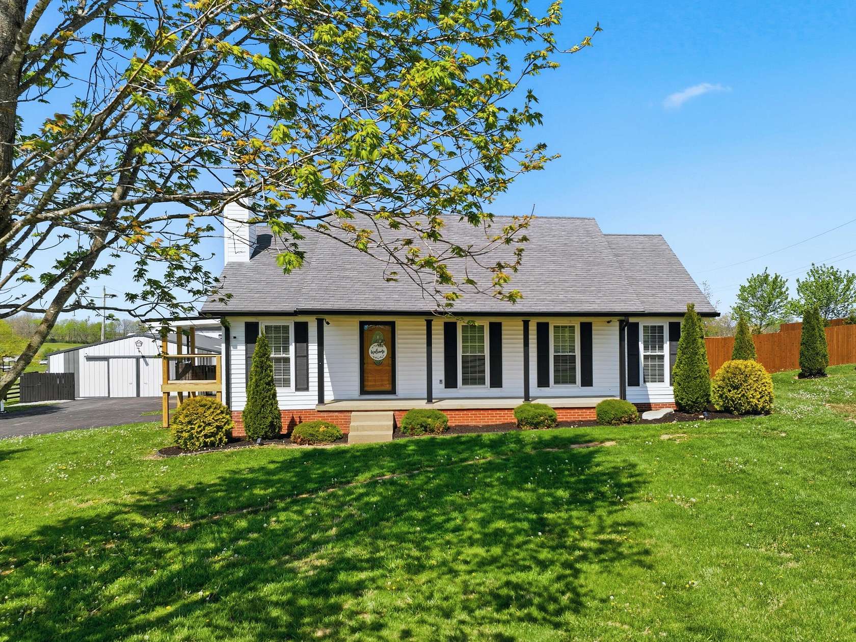 6 Acres of Land with Home for Sale in Harrodsburg, Kentucky