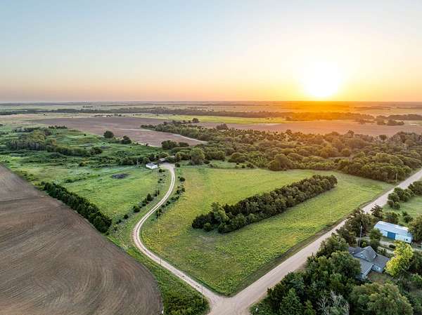 39.2 Acres of Recreational Land with Home for Sale in Pratt, Kansas