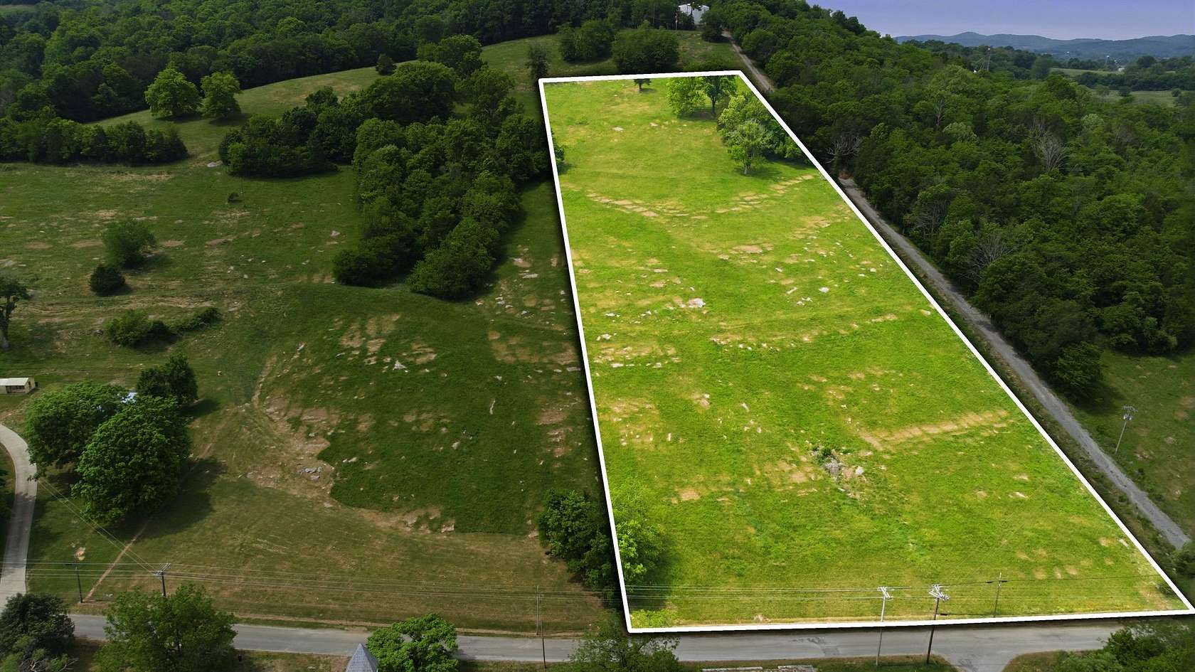 5 Acres of Residential Land for Sale in Riddleton, Tennessee