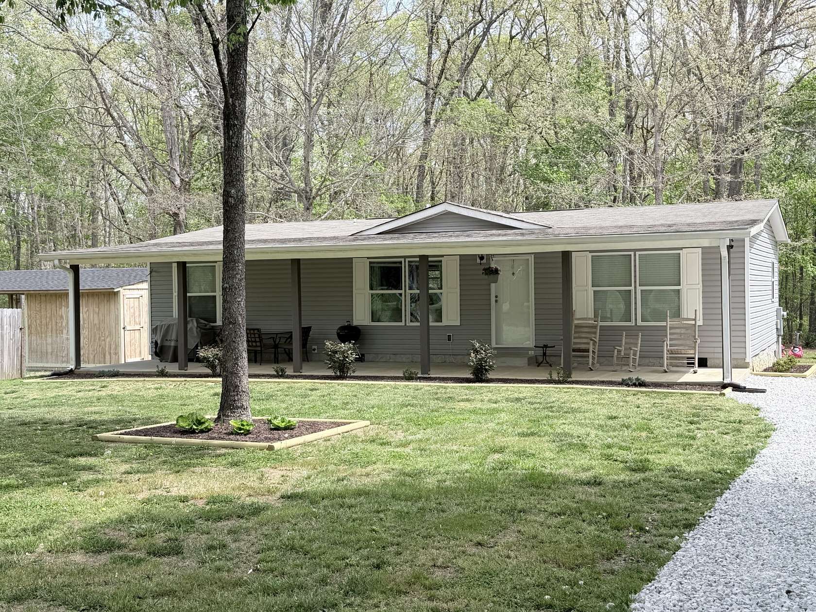 1.88 Acres of Land with Home for Sale in Monteagle, Tennessee