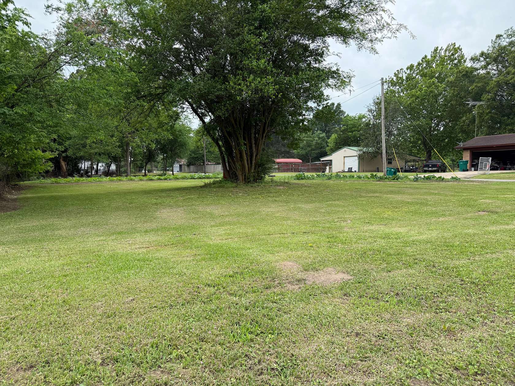 0.76 Acres of Residential Land for Sale in De Kalb, Texas