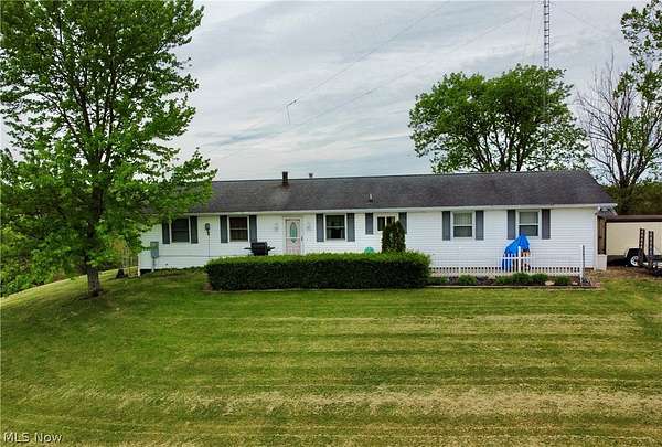 15 Acres of Land with Home for Sale in Norwich, Ohio