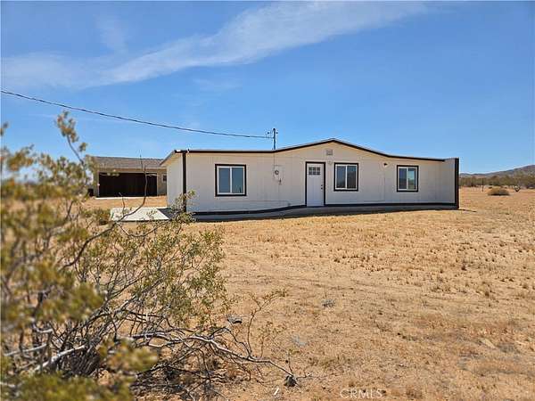 5 Acres of Land with Home for Sale in Landers, California