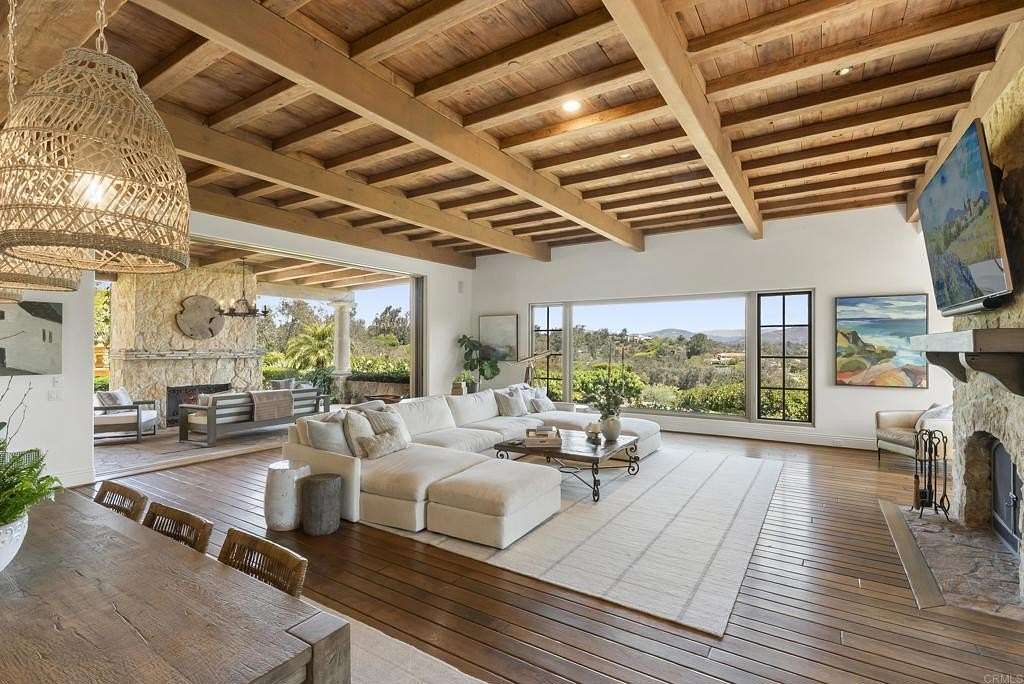 4.78 Acres of Land with Home for Sale in Rancho Santa Fe, California