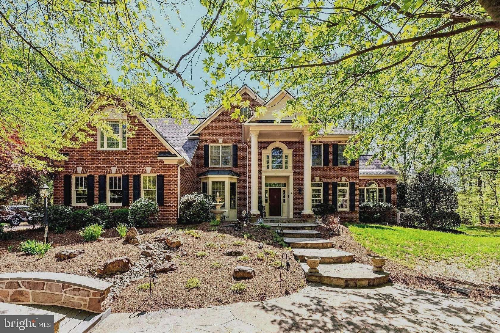 3 Acres of Land with Home for Sale in Leesburg, Virginia