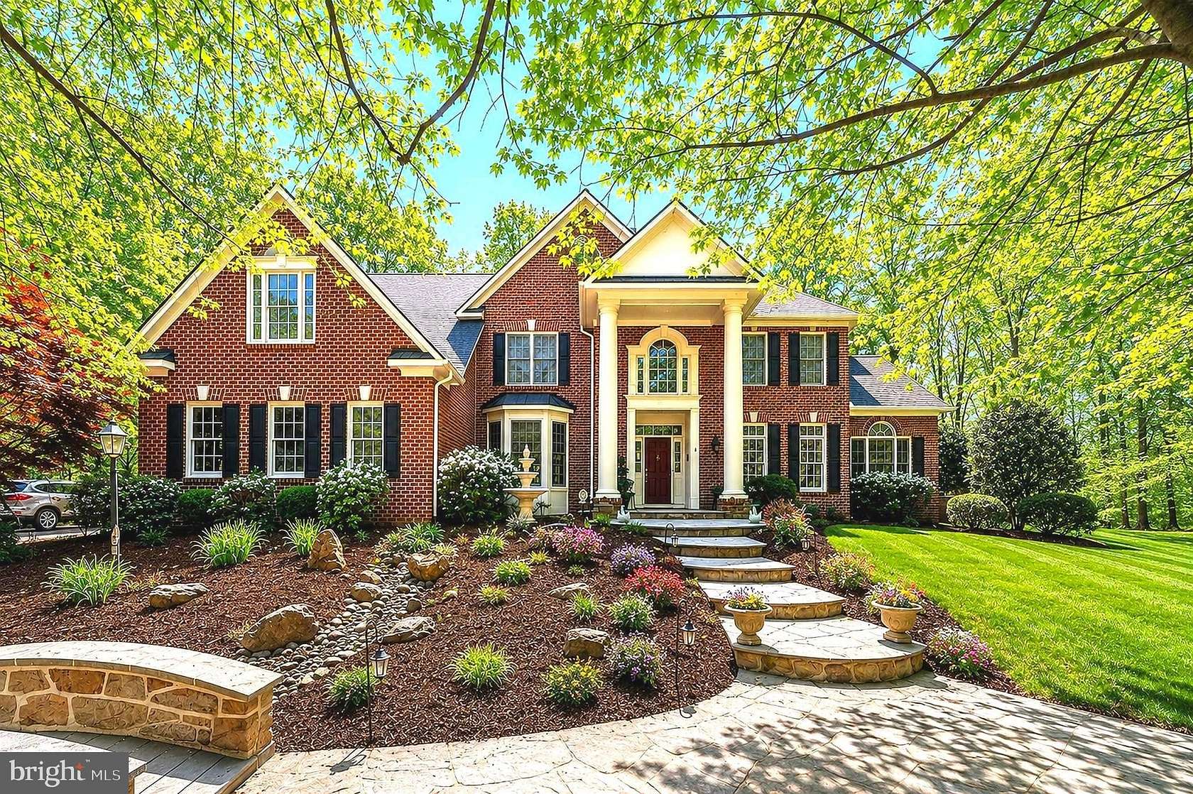 3 Acres of Land with Home for Sale in Leesburg, Virginia