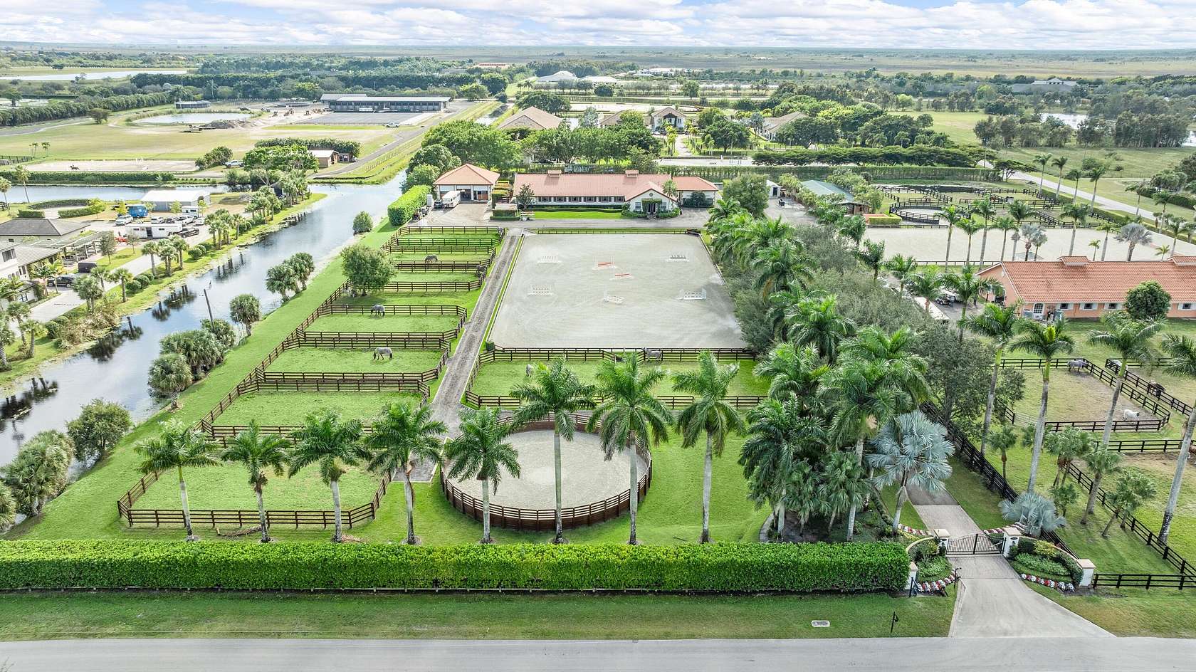 5 Acres of Land with Home for Lease in Wellington, Florida