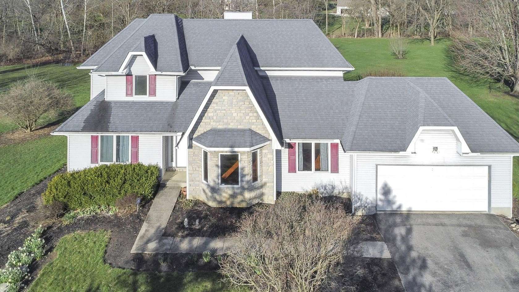 5.18 Acres of Land with Home for Sale in Galloway, Ohio