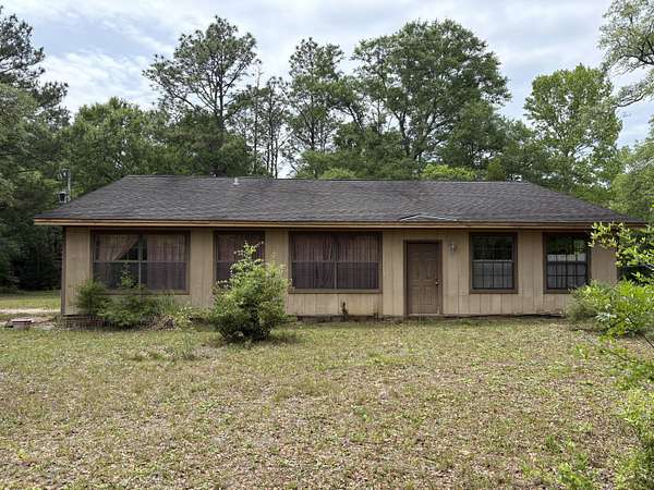 3.33 Acres of Improved Mixed-Use Land for Sale in Baker, Florida