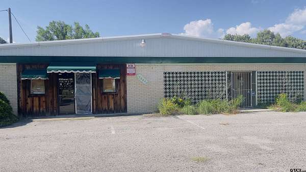 1 Acre of Commercial Land for Sale in LaRue, Texas