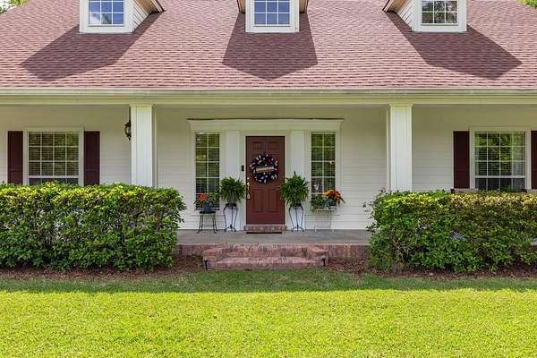2 Acres of Land with Home for Sale in Diboll, Texas