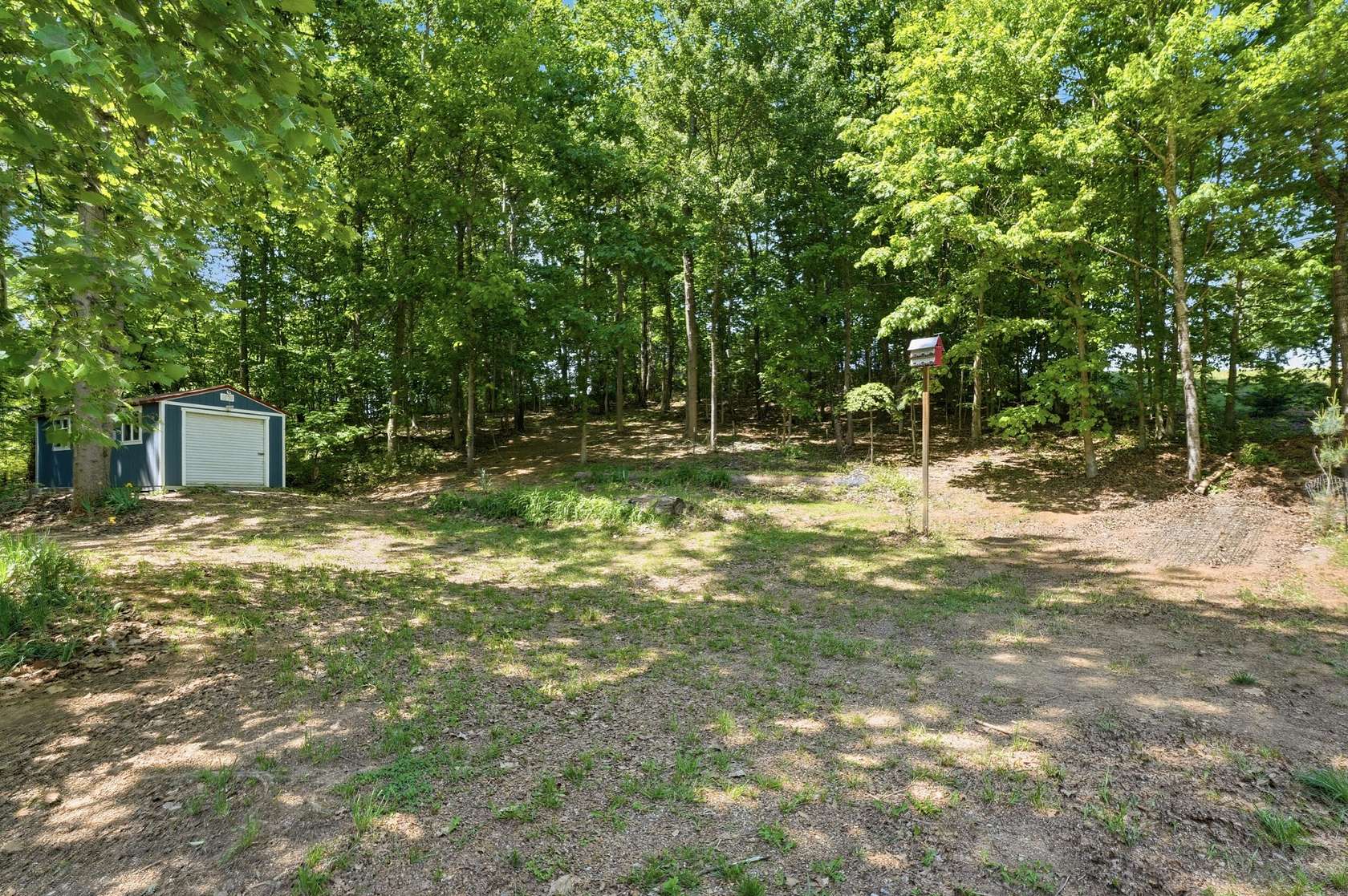 0.9 Acres of Residential Land for Sale in Lenoir City, Tennessee