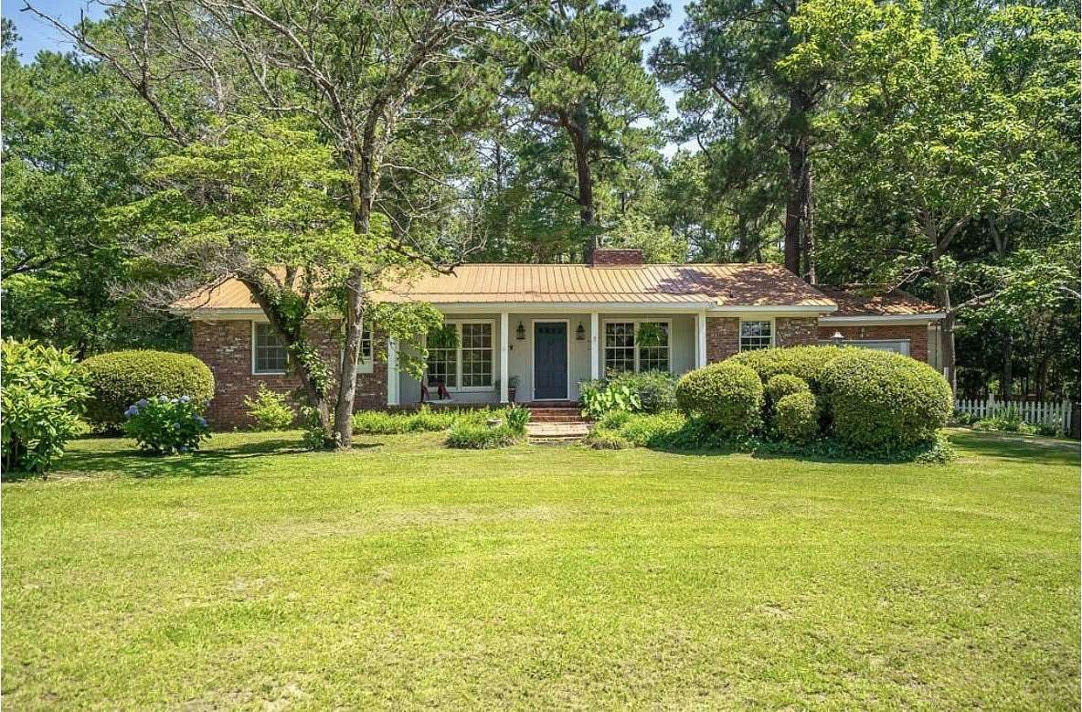 23.5 Acres of Land with Home for Sale in Aiken, South Carolina