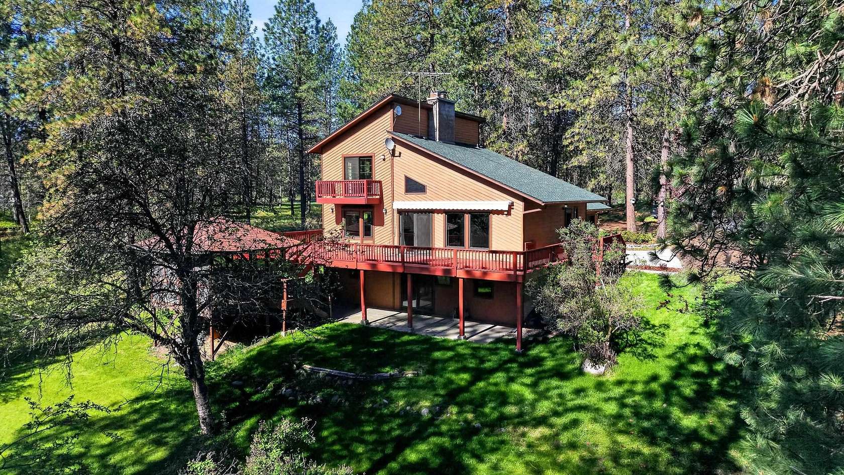 9.58 Acres of Land with Home for Sale in Colbert, Washington