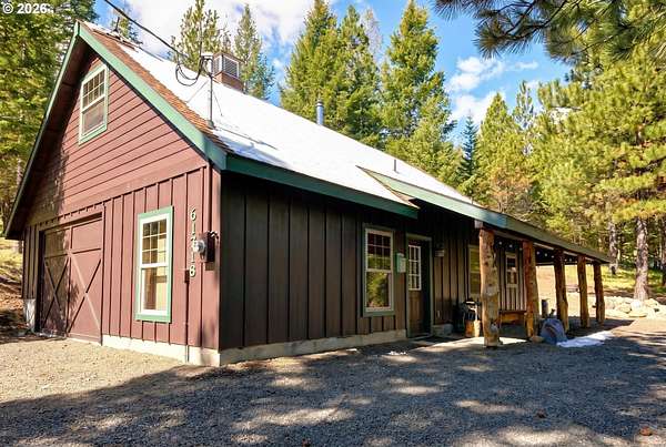 10 Acres of Land with Home for Sale in Joseph, Oregon