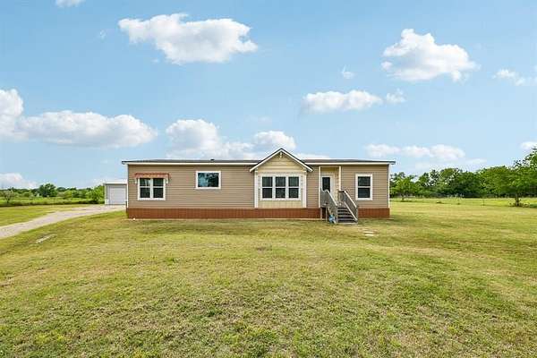 2.23 Acres of Land with Home for Sale in Mabank, Texas