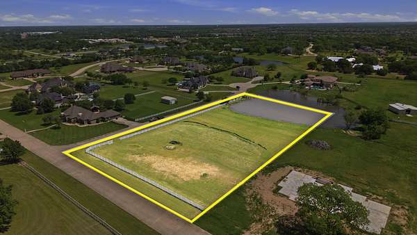 2.75 Acres of Residential Land for Sale in Bartonville, Texas