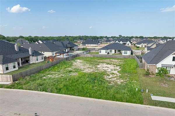 0.32 Acres of Residential Land for Sale in Woodway, Texas