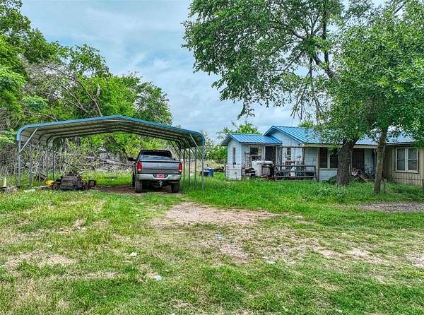 8.76 Acres of Land with Home for Sale in Corsicana, Texas