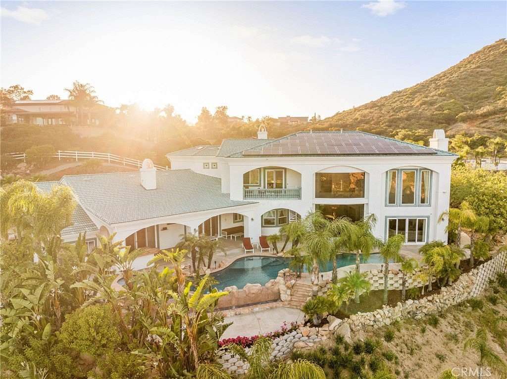 5 Acres of Land with Home for Sale in Murrieta, California