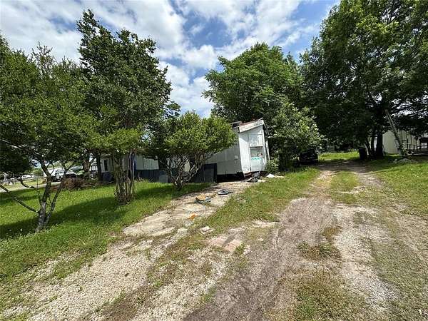 0.61 Acres of Land for Sale in Ferris, Texas